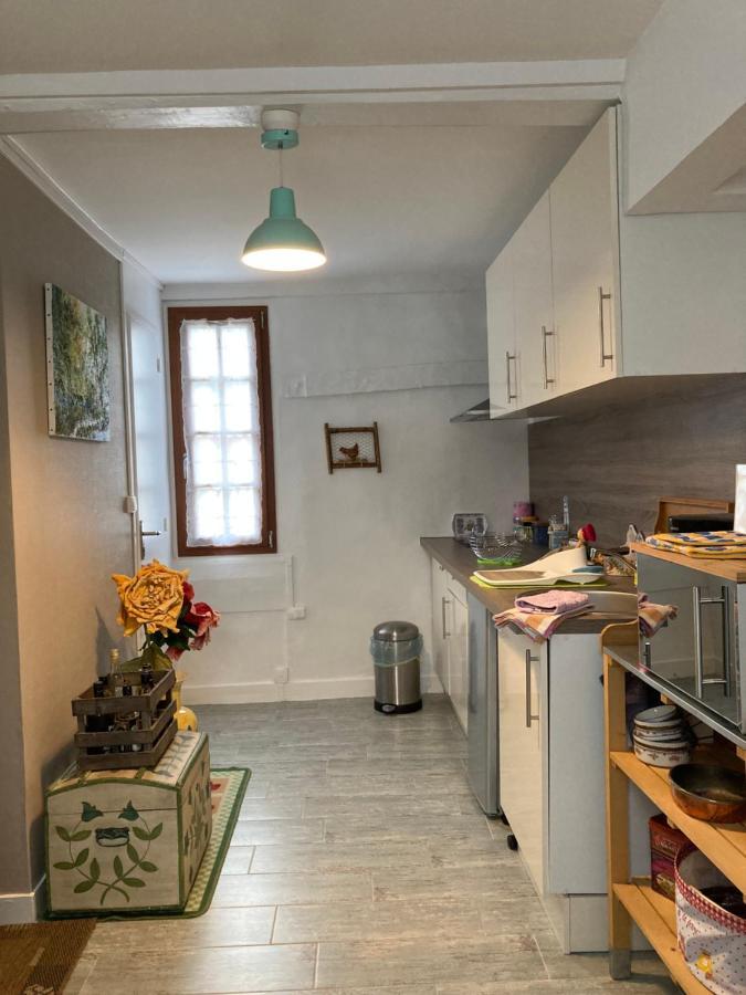 Embarcation Lägenhet Honfleur Exteriör bild